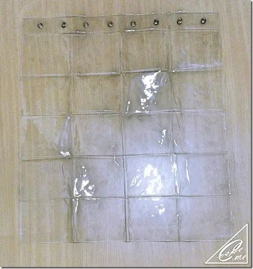 ウォールポケット 透明 でガジェットや小物を壁に収納して整理が捗る