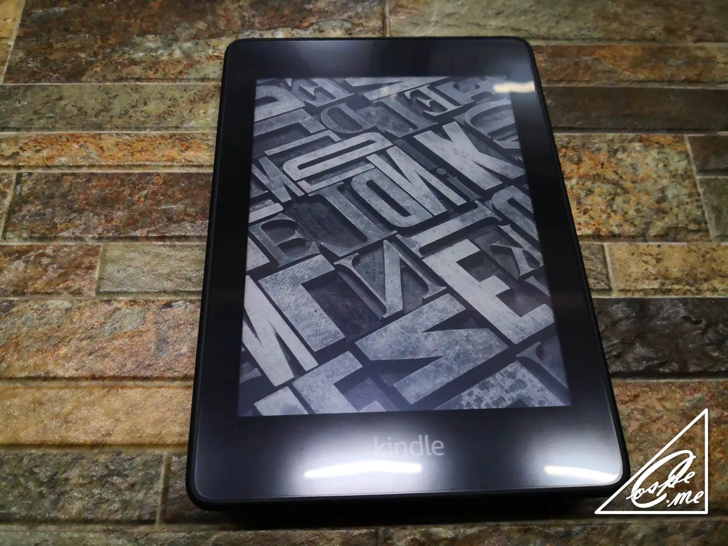 Kindle Paper Whiteは海外居住者に超おすすめな理由と感想 Kindle Paper Whiteは海外居住者に超おすすめな理由と感想